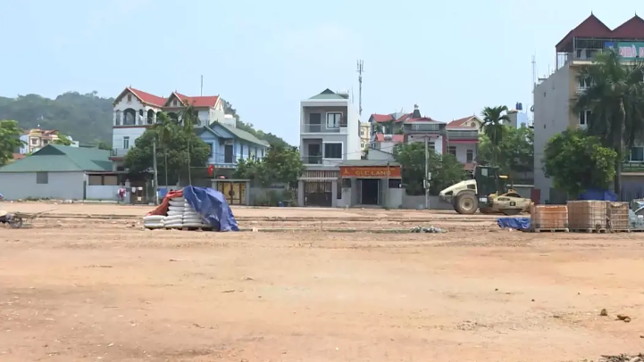 Xem xét tính tiền sử dụng đất với giao đất sai thẩm quyền